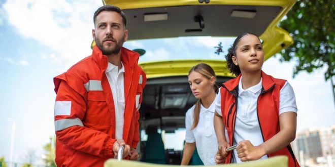 Voyage au cœur de l’action : découvrez le quotidien palpitant des ambulanciers